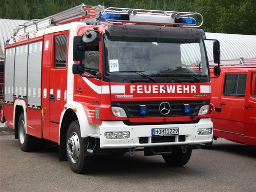 Größeres Feuerwehrfahrzeug